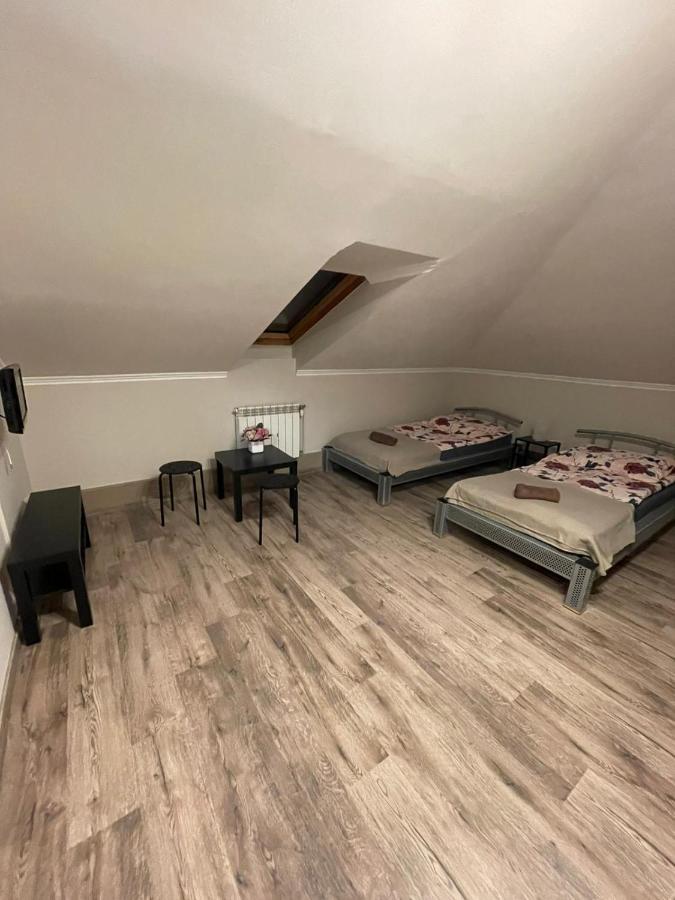 Europa Bed and Breakfast Koscielec Buitenkant foto